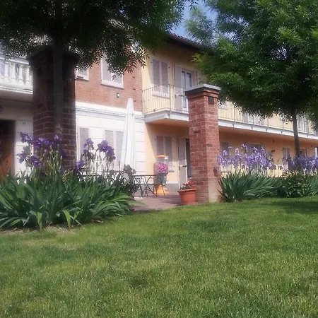 Casa Fruscione Hotell Magliano Alfieri